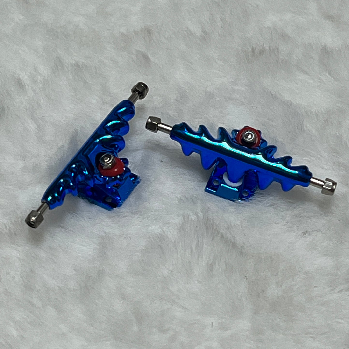 Leefai New Colorful Fingerboard Trucks “ Monster” Style Size:32/34/36mm