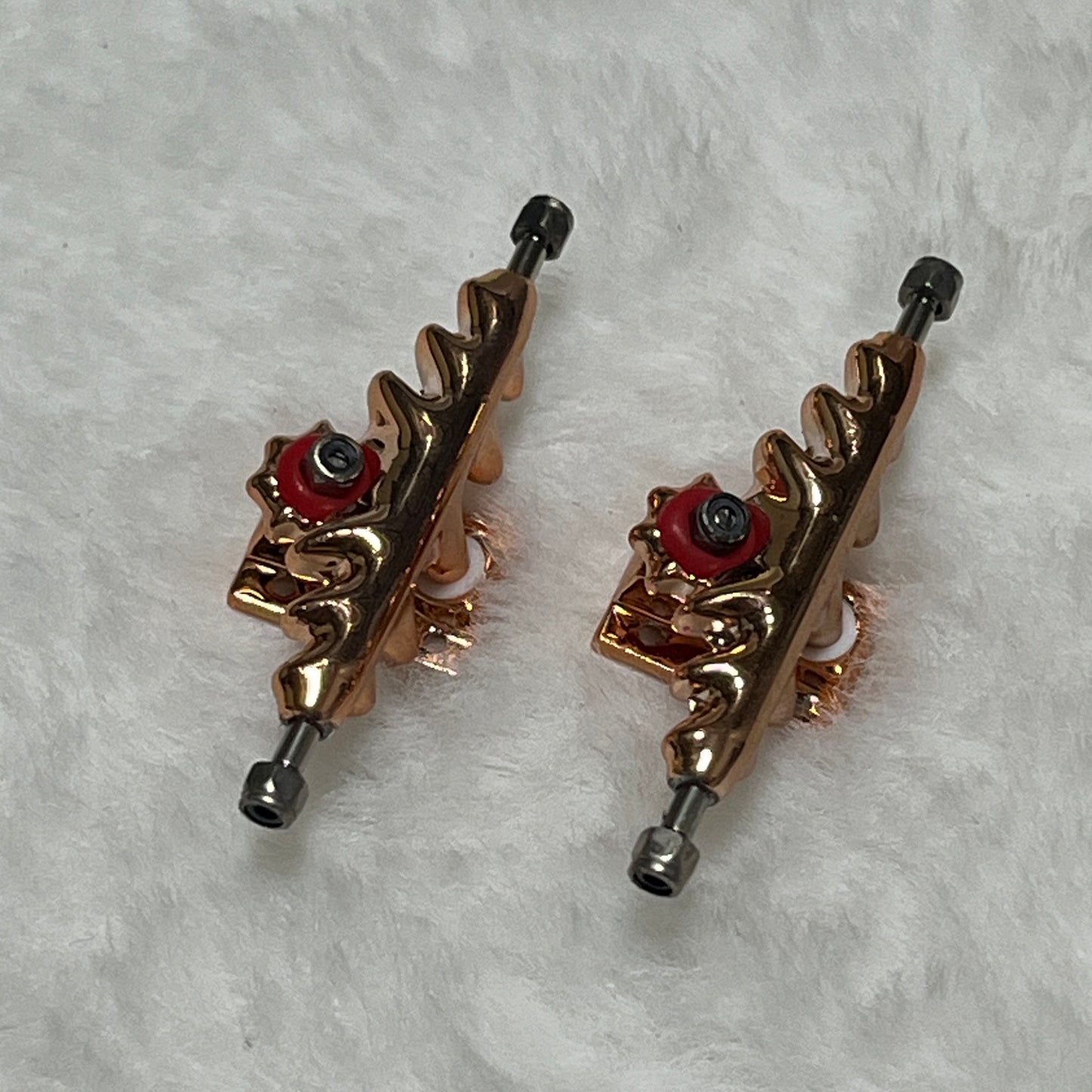 Leefai New Colorful Fingerboard Trucks “ Monster” Style Size:32/34/36mm