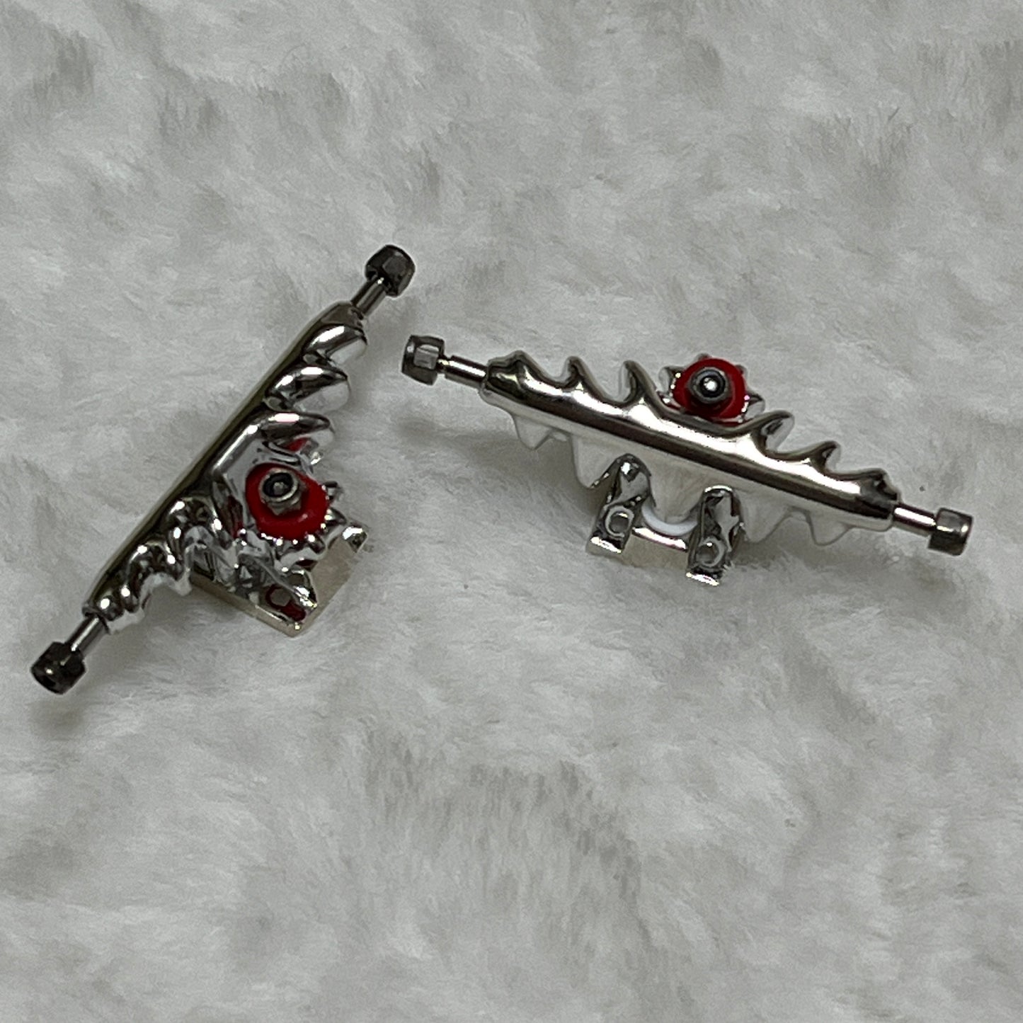 Leefai New Colorful Fingerboard Trucks “ Monster” Style Size:32/34/36mm