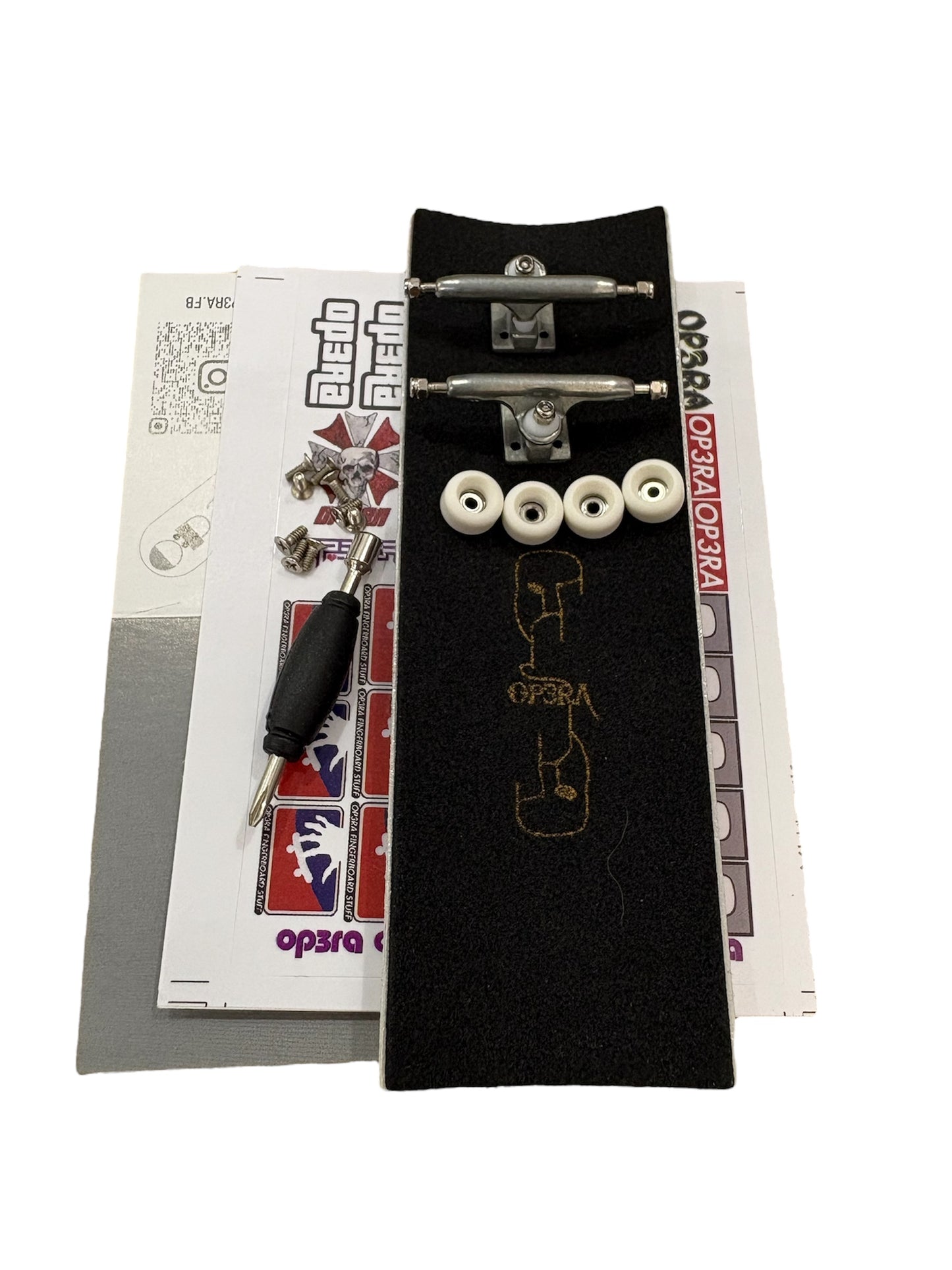 32mm Pro Fingerboard Complete-LEEFAI OP3RA-The Felon