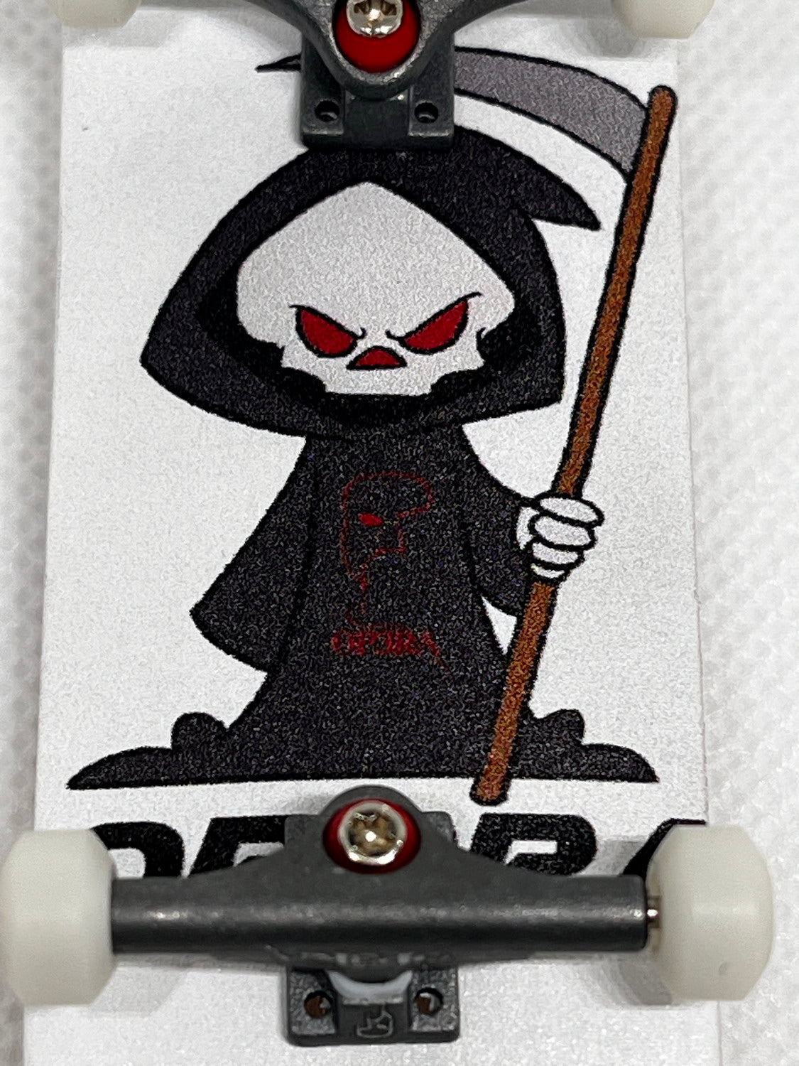 Op3ra Pro Fingerboard Complete 34 * 96mm - The Grim Edition