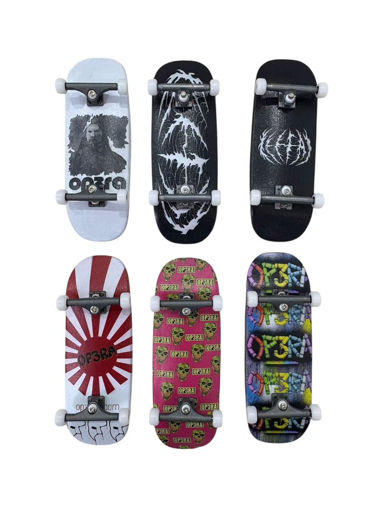 Fingerboard Complete with G4/op3ra engraved v1 trucks and CNC