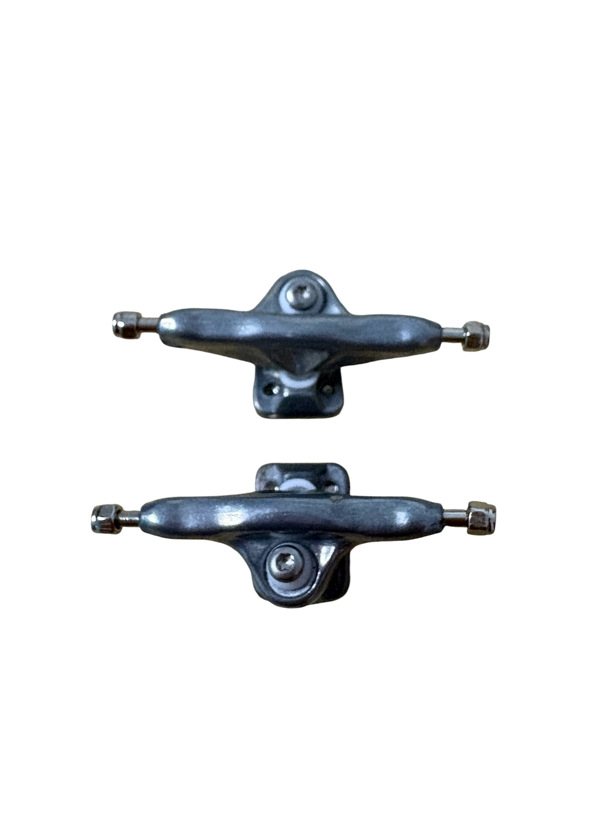 LEEFAI Pro fingerboard trucks  P-CODE -32/34mm in Raw color
