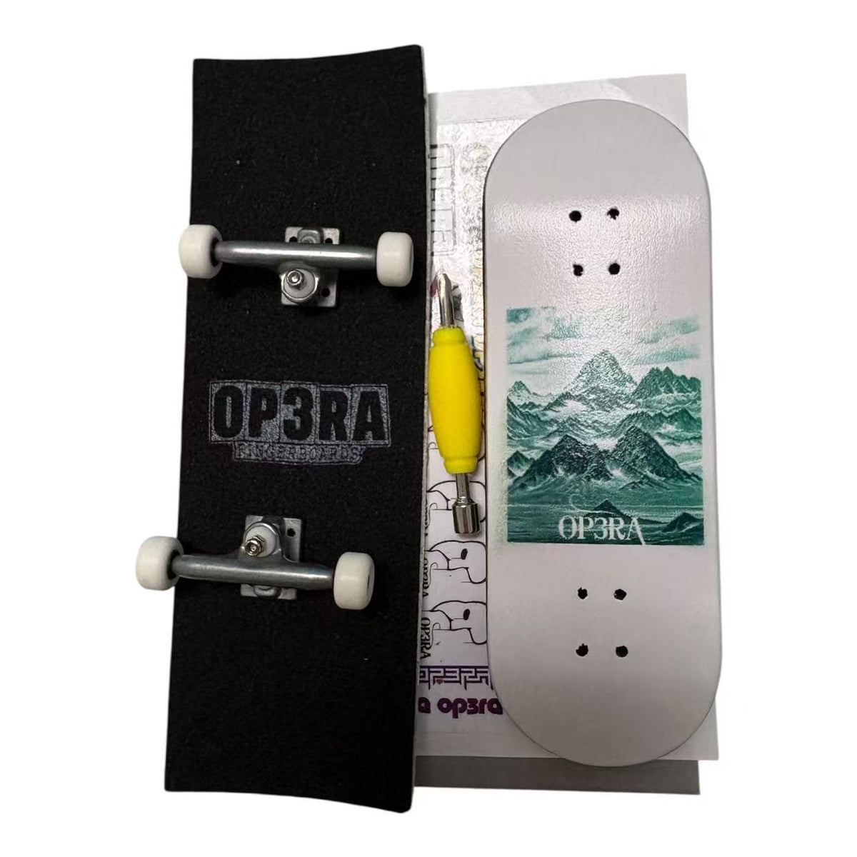 Pro Fingerboard Complete 32/34X96mm with G4 trucks in Raw & 65d white wheels - wonderwild series