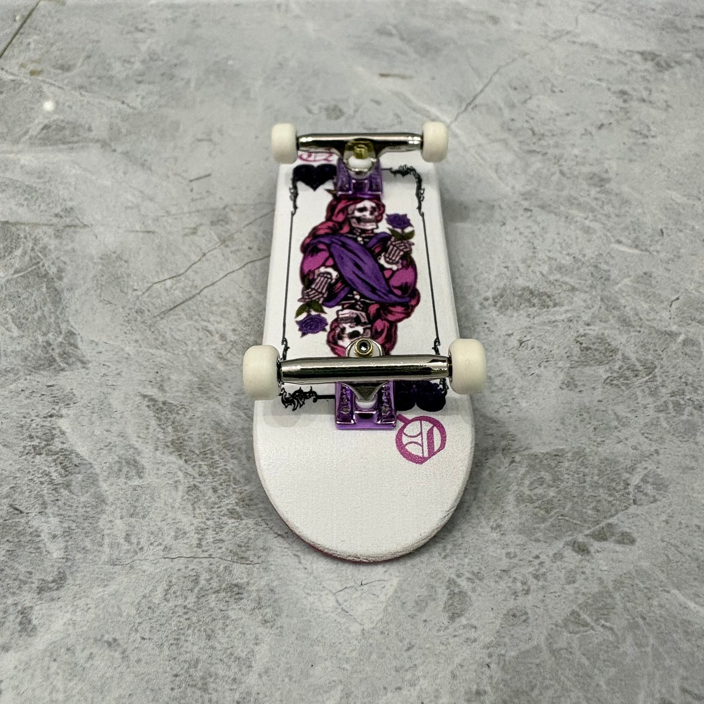 OP3RA V3-Pro Fingerboard Complete 5layers wood maples 32*96mm-Queen of hearts