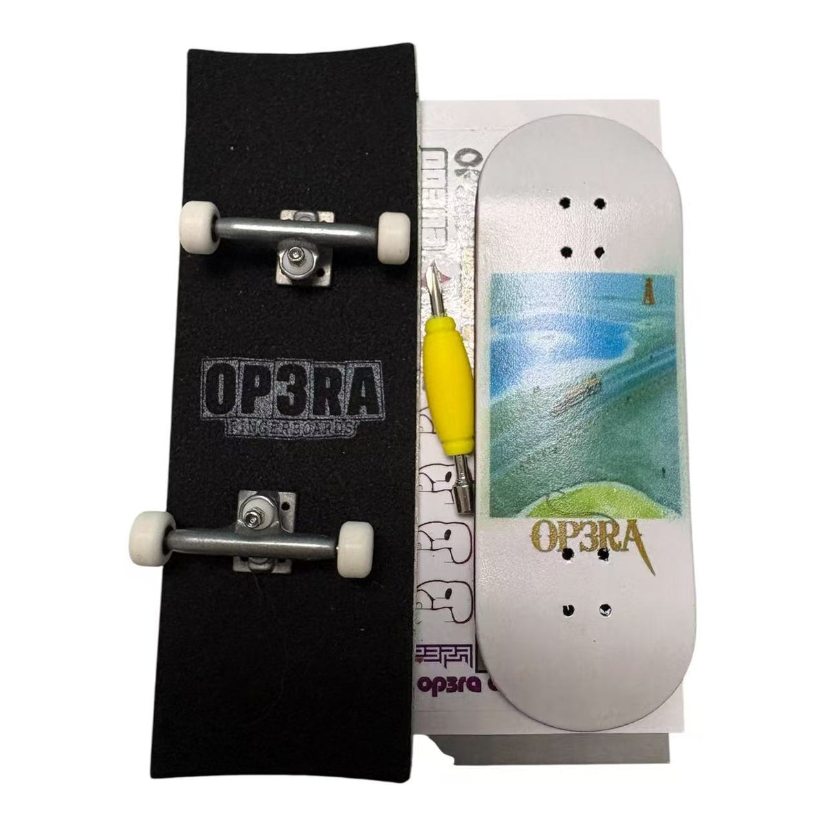 Pro Fingerboard Complete 32/34X96mm with G4 trucks in Raw & 65d white wheels - wonderwild series