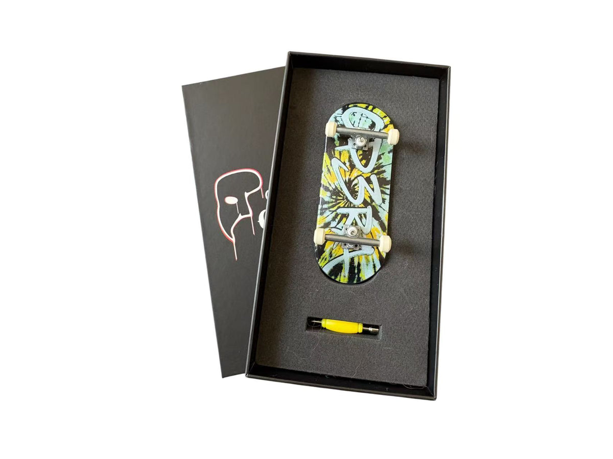 Pro Fingerboard Complete with G4 Trucks in Raw and Ceramic Wheels 36X96mm-Graffblast Series